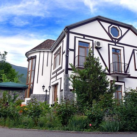 Ansera 55 Hotel Sheki Exterior photo