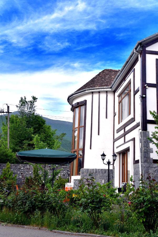 Ansera 55 Hotel Sheki Exterior photo